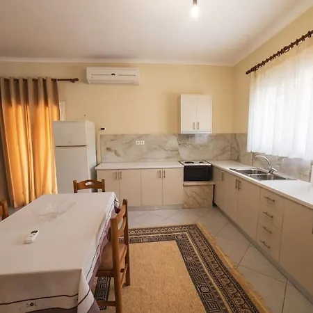 Sweet A Quiet,spacious Two-bedroom House Lejlighed Dermish