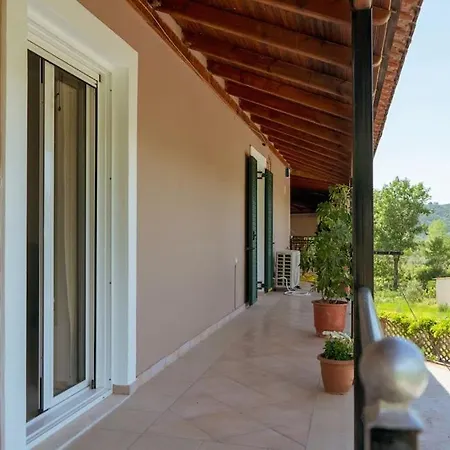 Sweet A Quiet,spacious Two-bedroom House Dermish