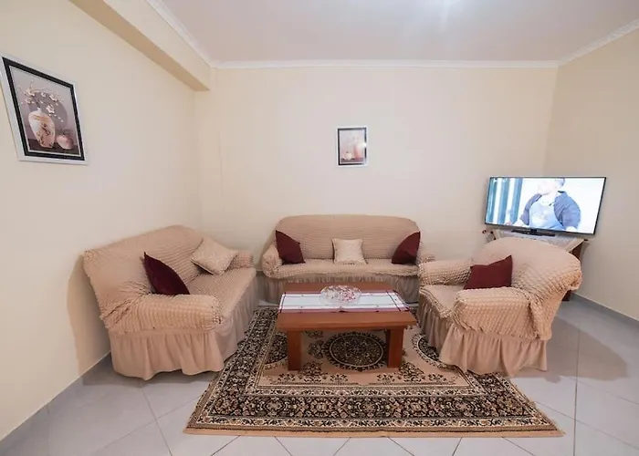 Appartamento Sweet A Quiet,spacious Two-bedroom House Dermish